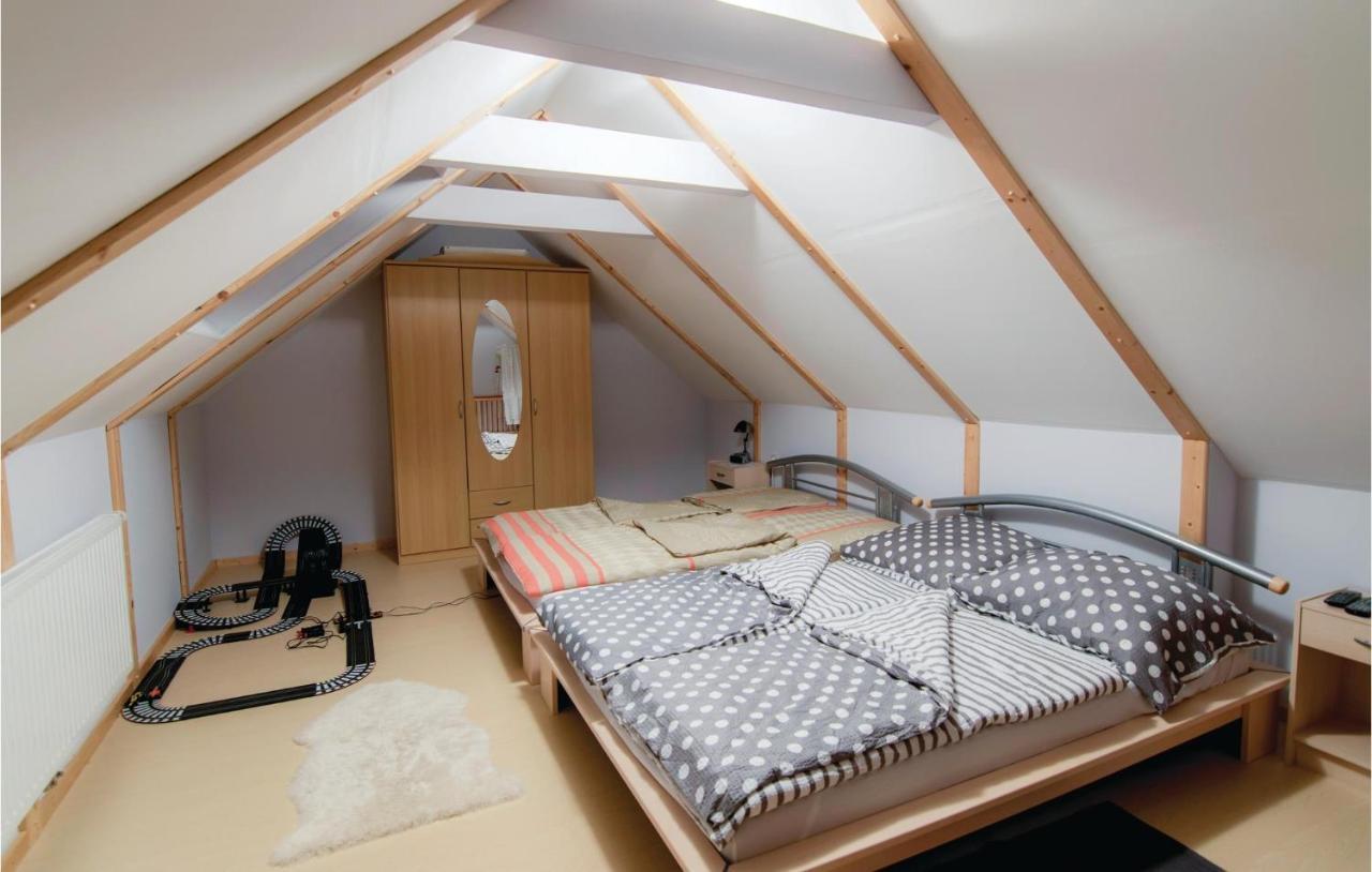 Charmantes Ferienhaus Peterdorf Extérieur photo
